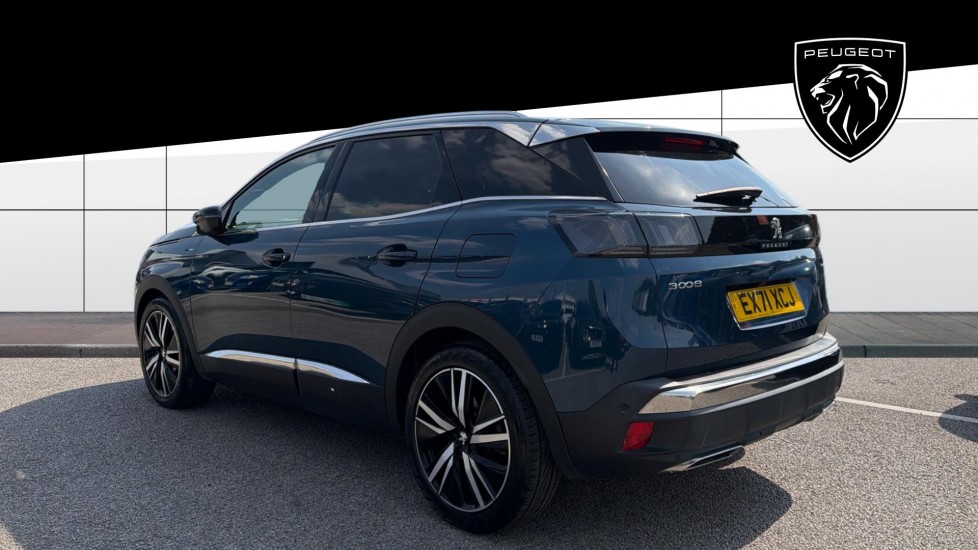 Peugeot 3008 1.6 Hybrid 225 GT Premium 5dr e-EAT8 Estate - Image 2