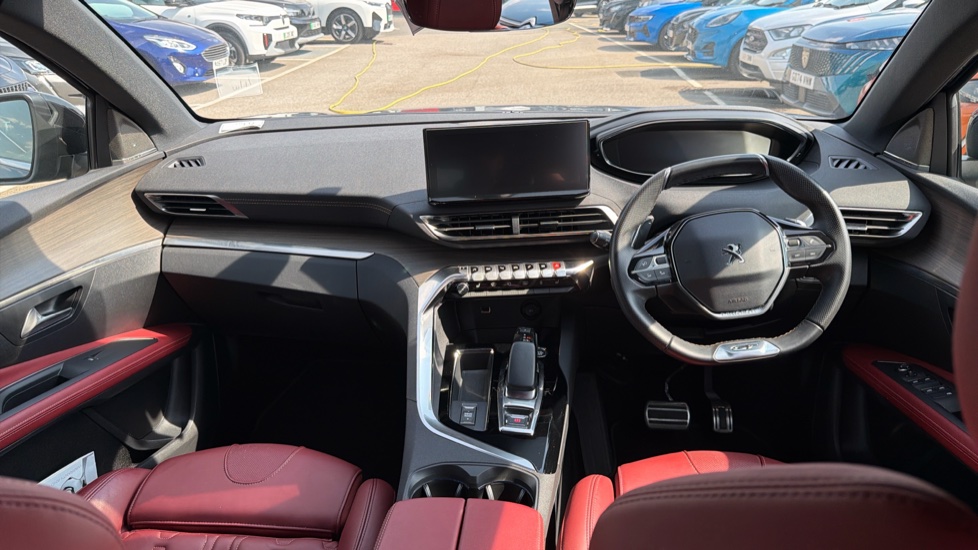 Peugeot 3008 1.6 Hybrid 225 GT Premium 5dr e-EAT8 Estate - Image 10