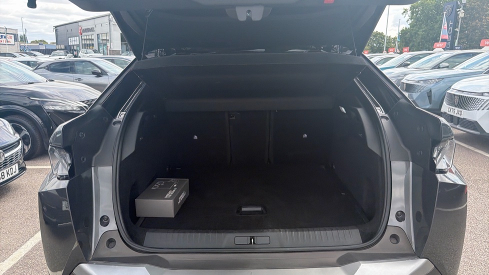 Peugeot 3008 1.2 Hybrid 136 GT 5dr e-DSC6 Petrol Estate - Image 4