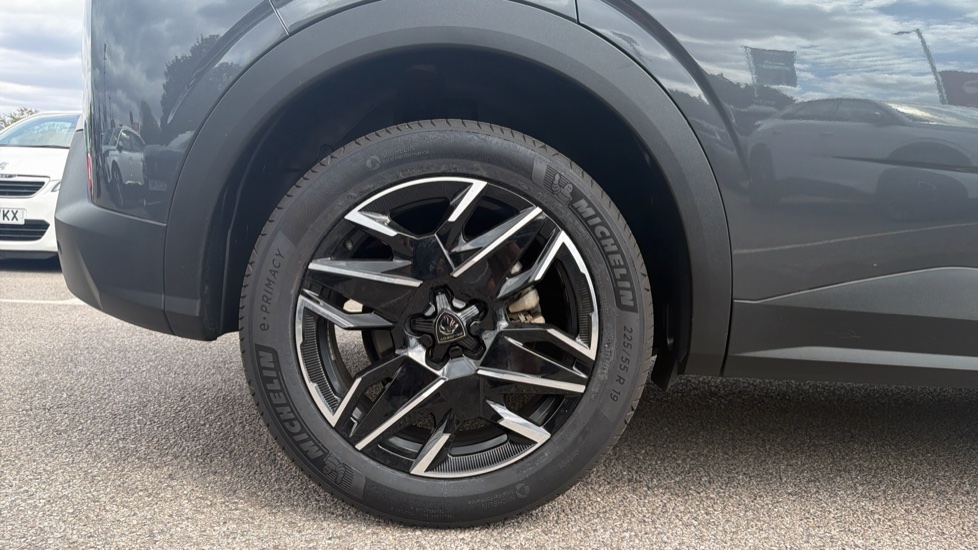 Peugeot 3008 1.2 Hybrid 136 GT 5dr e-DSC6 Petrol Estate - Image 7