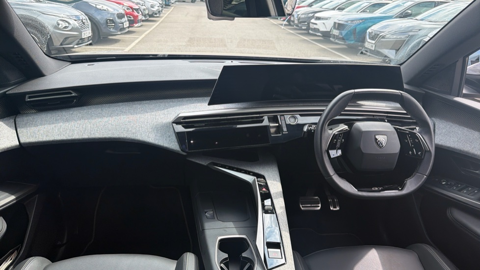 Peugeot 3008 1.2 Hybrid 136 GT 5dr e-DSC6 Petrol Estate - Image 10