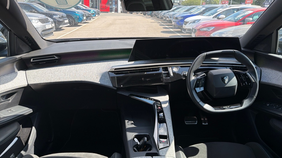 Peugeot 3008 1.2 Hybrid 136 GT 5dr e-DSC6 Petrol Estate - Image 10