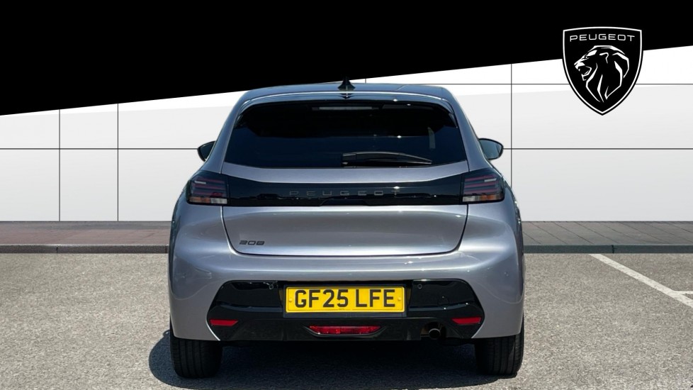 Peugeot 208 1.2 PureTech 100 Allure 5dr Petrol Hatchback - Image 6