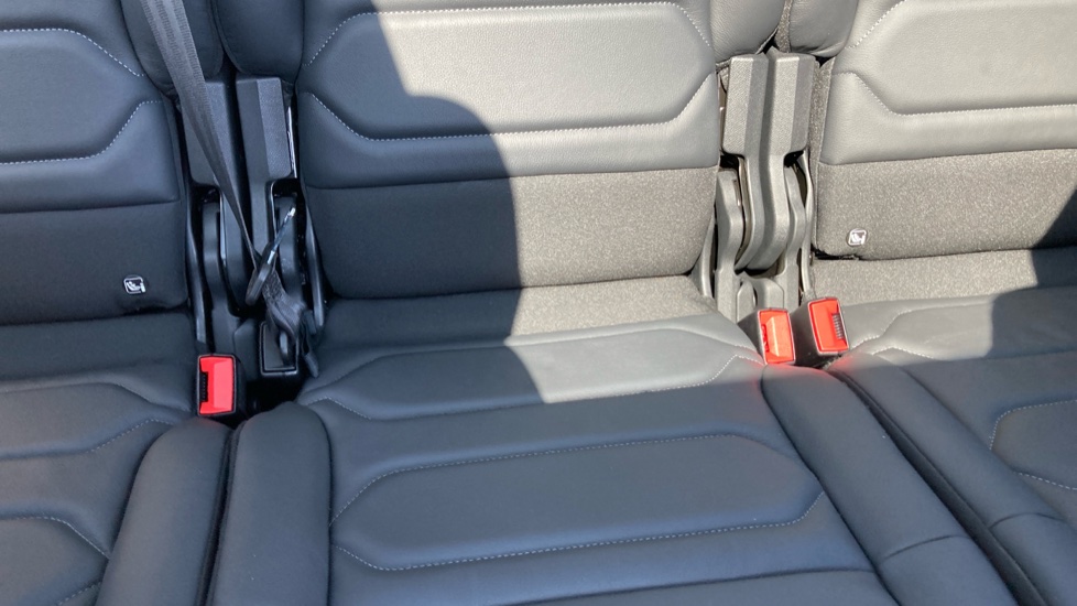 Citroen C5 Aircross 1.2 PureTech C-Series Edition 5dr Petrol Hatchback - Image 17