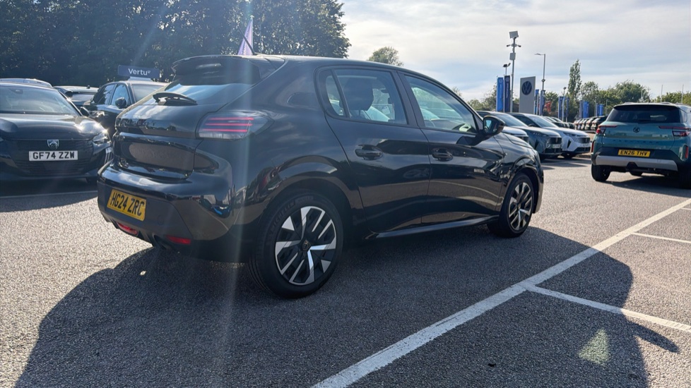 Peugeot 208 1.2 PureTech 100 Active 5dr Petrol Hatchback - Image 8