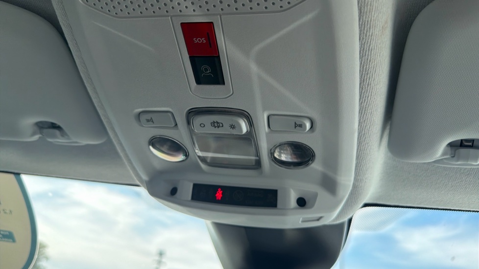 Peugeot 208 1.2 PureTech 100 Active 5dr Petrol Hatchback - Image 37