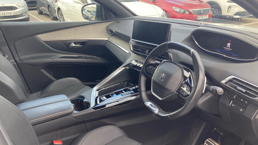 Peugeot 5008 1.2 PureTech GT 5dr EAT8 Petrol Estate - Image 11