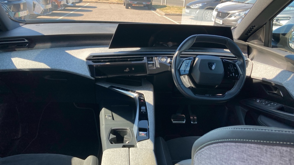 Peugeot 3008 157kW GT 73kWh 5dr Auto Electric Estate - Image 10