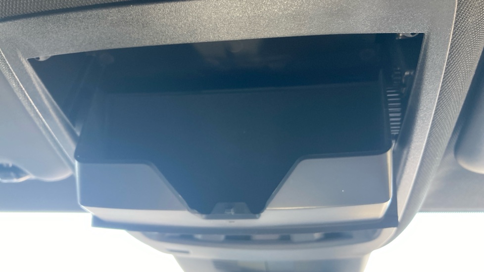 Peugeot 3008 157kW GT 73kWh 5dr Auto Electric Estate - Image 34