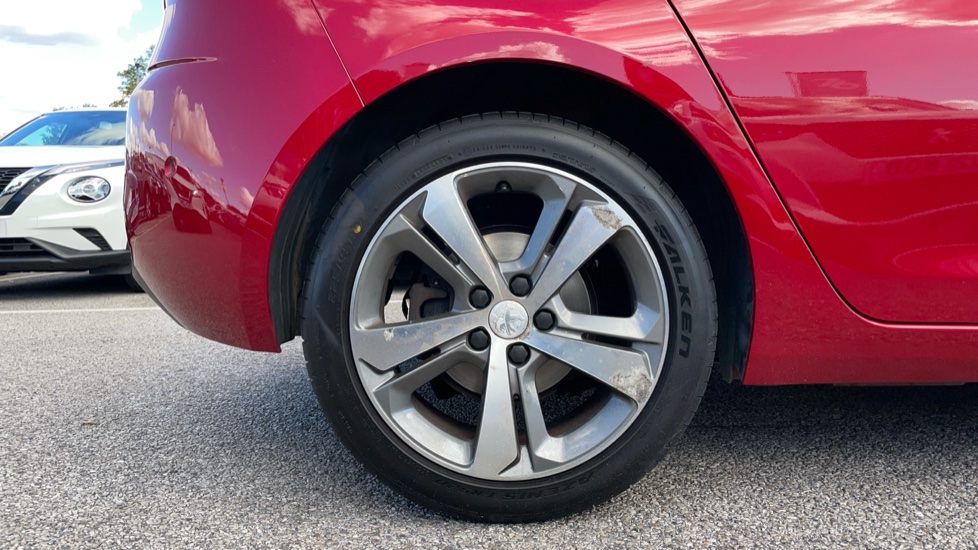 Peugeot 308 1.2 PureTech 130 Tech Edition 5dr Petrol Hatchback - Image 7