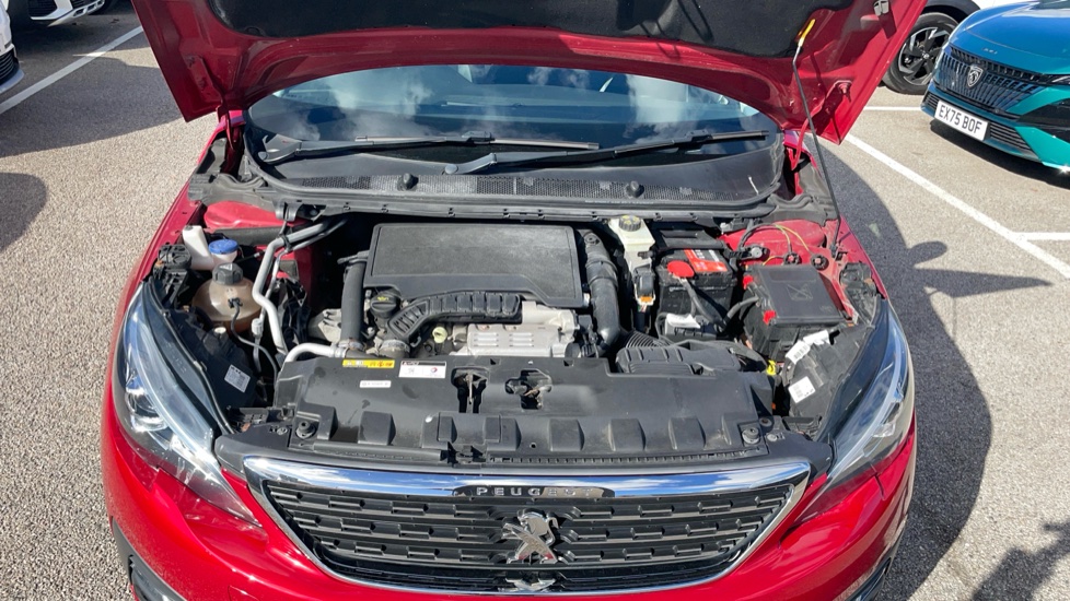 Peugeot 308 1.2 PureTech 130 Tech Edition 5dr Petrol Hatchback - Image 8