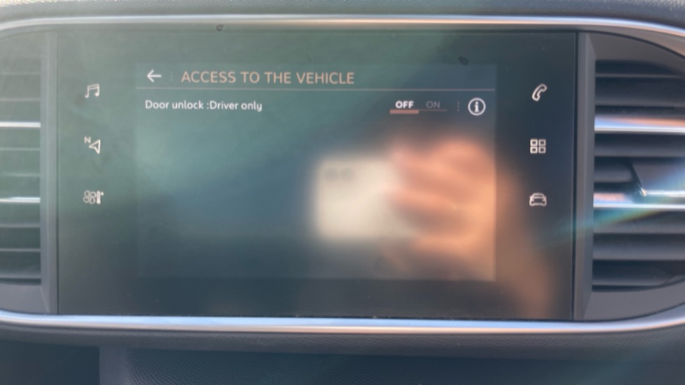 Peugeot 308 1.2 PureTech 130 Tech Edition 5dr Petrol Hatchback - Image 33
