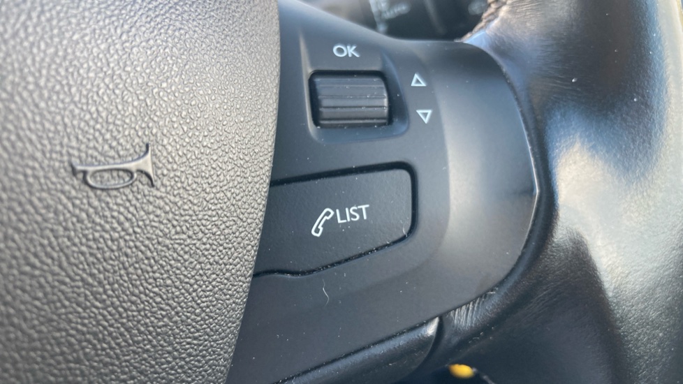 Peugeot 208 1.2 PureTech 110 Tech Edition 5dr EAT6 Petrol Hatchback - Image 24