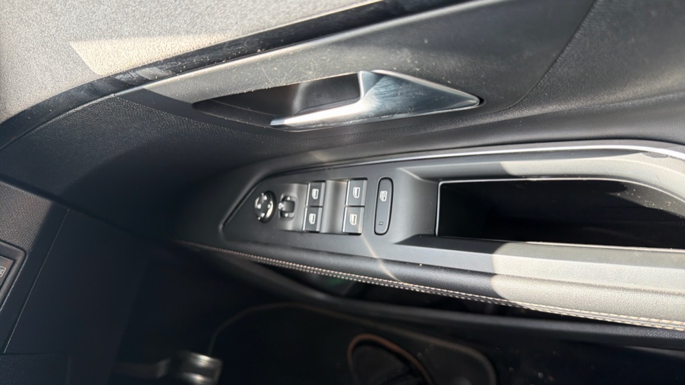 Peugeot 5008 1.2 PureTech GT 5dr EAT8 Petrol Estate - Image 34