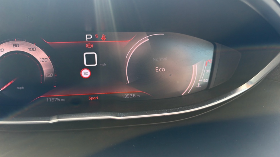 Peugeot 5008 1.2 PureTech GT 5dr EAT8 Petrol Estate - Image 38