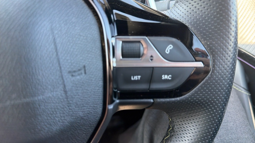 Peugeot 208 1.2 Hybrid 136 GT 5dr e-DSC6 Petrol Hatchback - Image 23