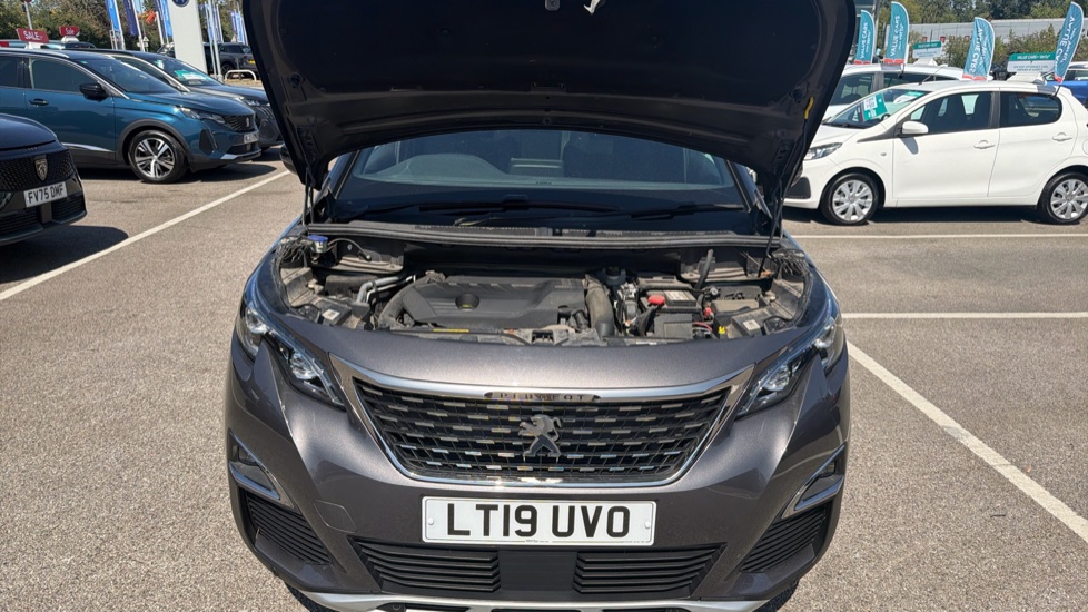 Peugeot 3008 1.6 PureTech 180 GT Line Premium 5dr EAT8 Petrol Estate - Image 8