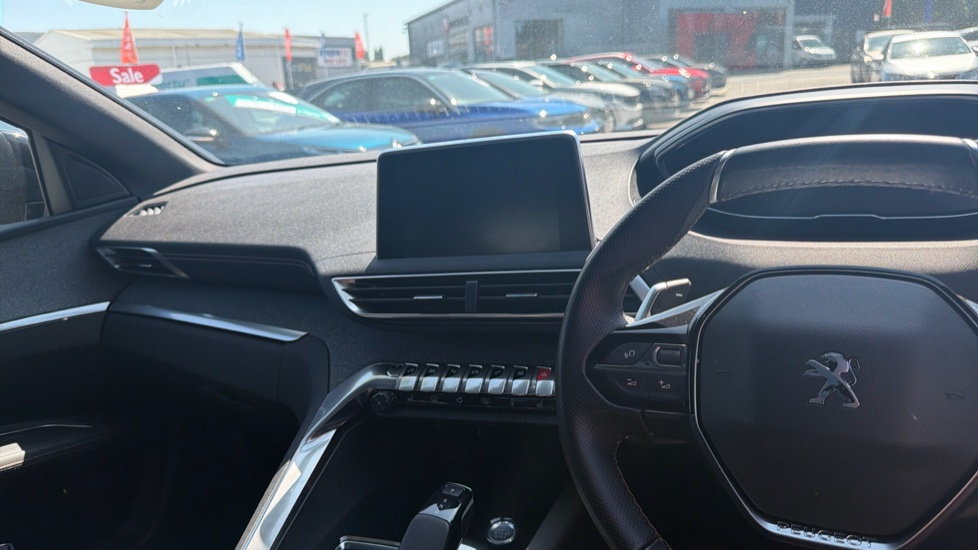 Peugeot 3008 1.6 PureTech 180 GT Line Premium 5dr EAT8 Petrol Estate - Image 14