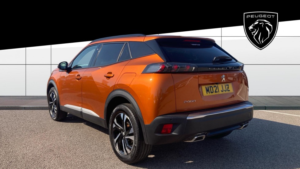Peugeot 2008 1.2 PureTech 130 Allure 5dr EAT8 Petrol Estate - Image 2