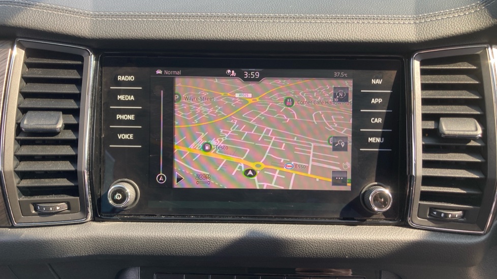 Skoda Kodiaq 1.5 TSI SE L Executive 5dr DSG [7 Seat] Petrol Estate - Image 8