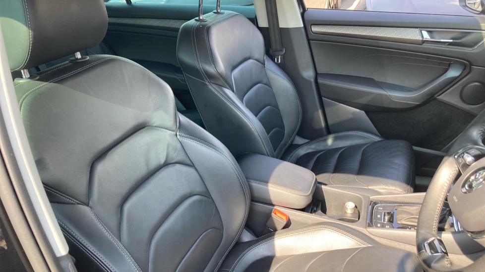 Skoda Kodiaq 1.5 TSI SE L Executive 5dr DSG [7 Seat] Petrol Estate - Image 22