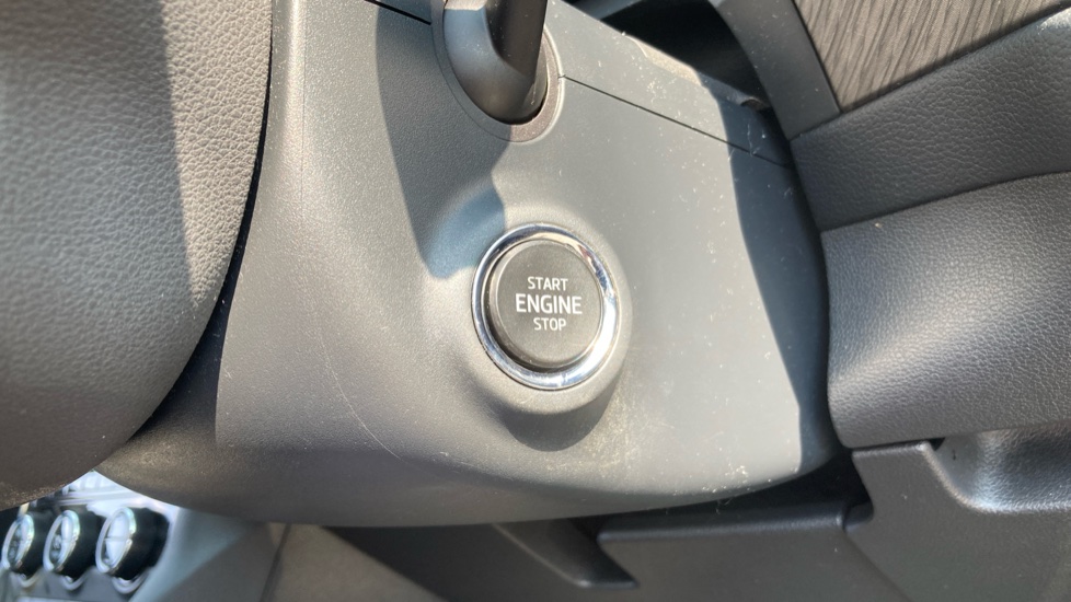 Skoda Kodiaq 1.5 TSI SE L Executive 5dr DSG [7 Seat] Petrol Estate - Image 25