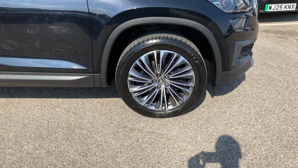 Skoda Kodiaq 1.5 TSI SE L Executive 5dr DSG [7 Seat] Petrol Estate - Image 34