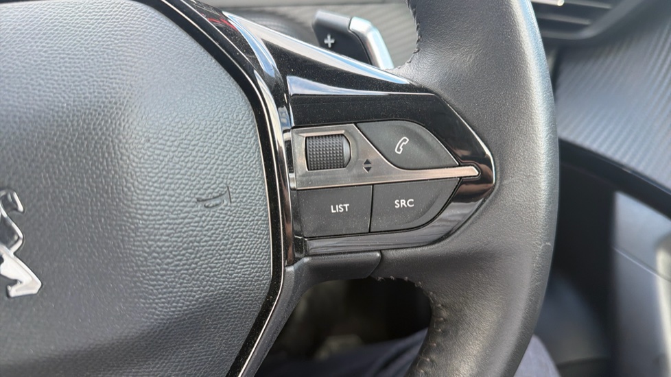 Peugeot 2008 1.2 PureTech 130 Allure 5dr EAT8 Petrol Estate - Image 26