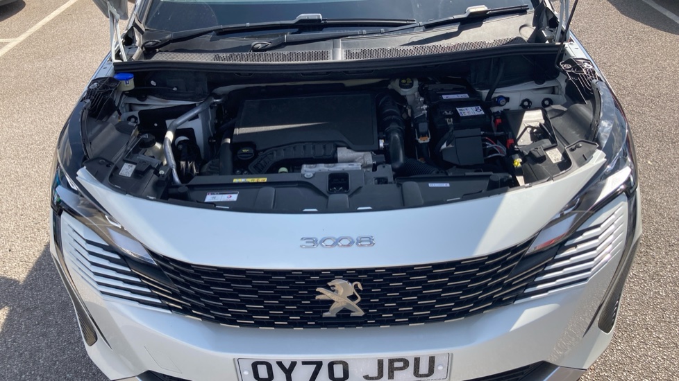 Peugeot 3008 1.2 PureTech Allure Premium 5dr Petrol Estate - Image 8