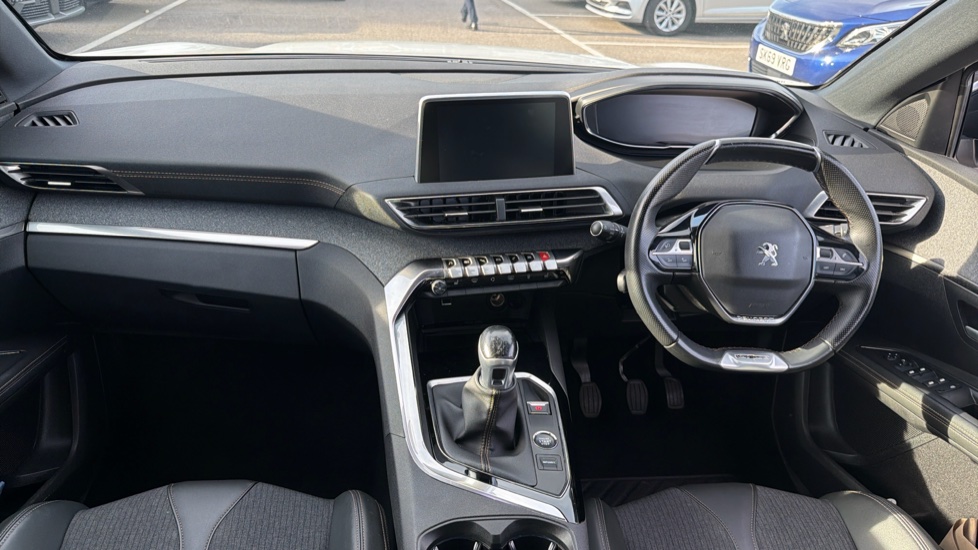 Peugeot 5008 1.2 PureTech GT Line Premium 5dr Petrol Estate - Image 10