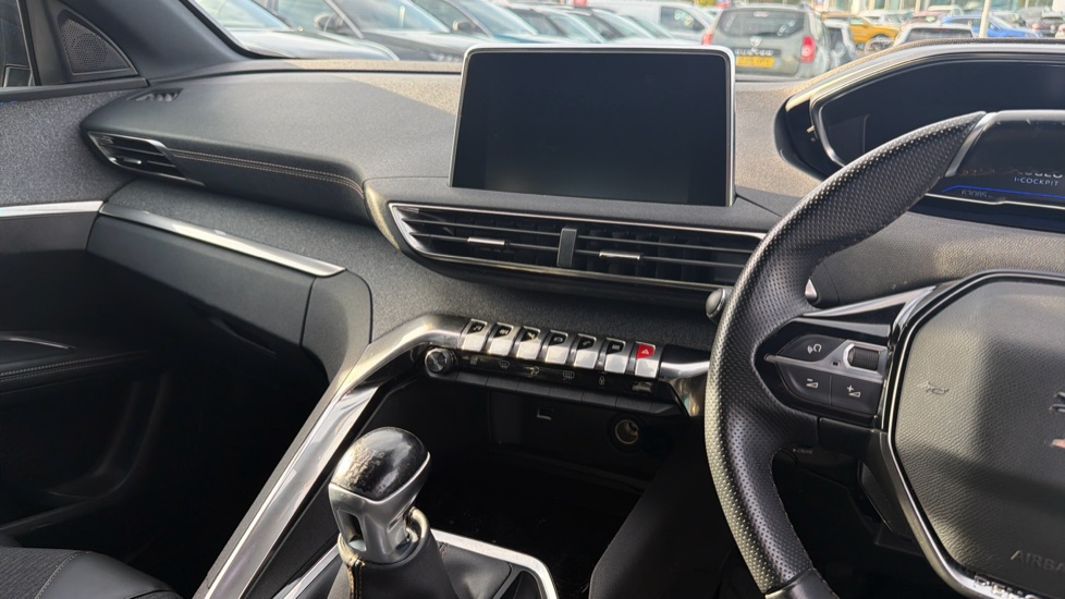 Peugeot 5008 1.2 PureTech GT Line Premium 5dr Petrol Estate - Image 14