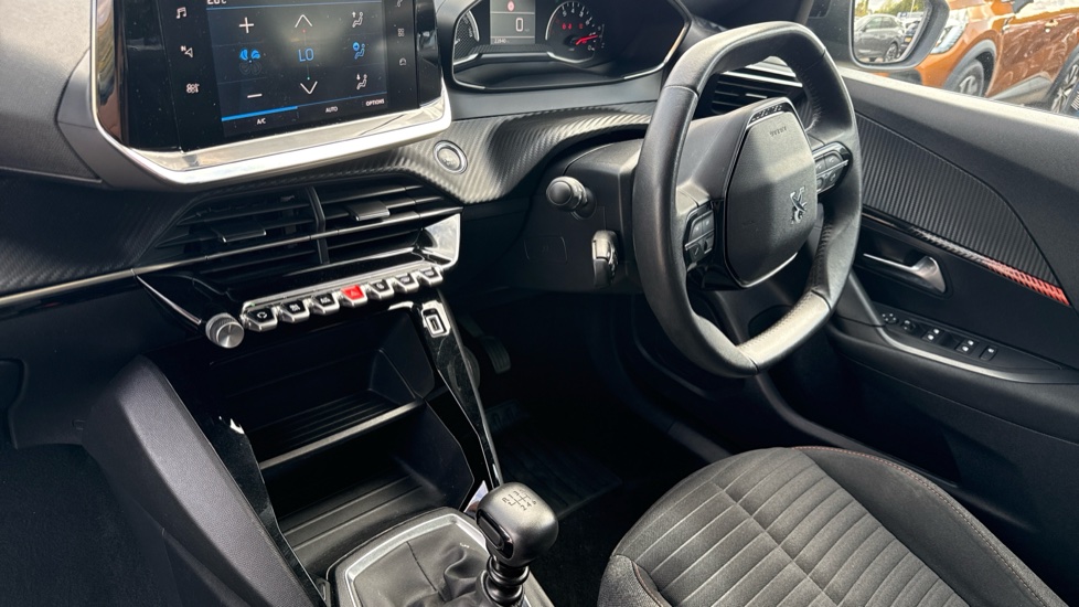 Peugeot 2008 1.2 PureTech Active Premium+ 5dr Petrol Estate - Image 9