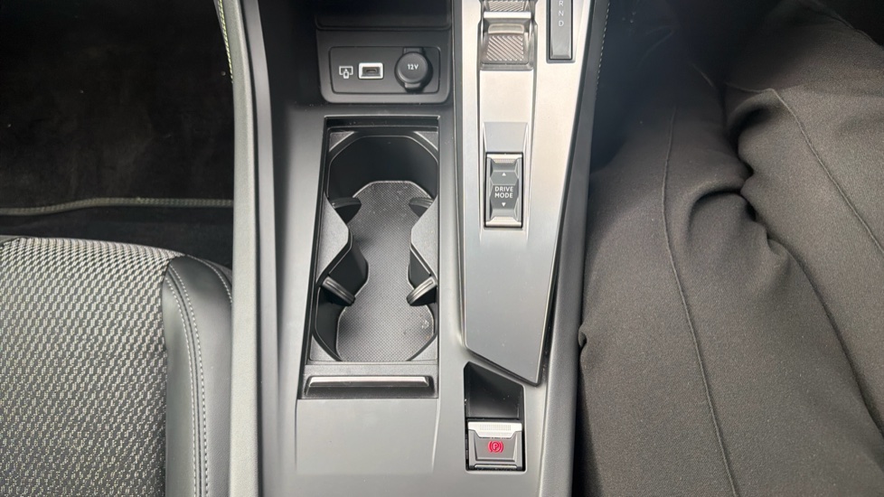 Peugeot 408 158kW GT 58kWh 5dr Auto Electric Hatchback - Image 28