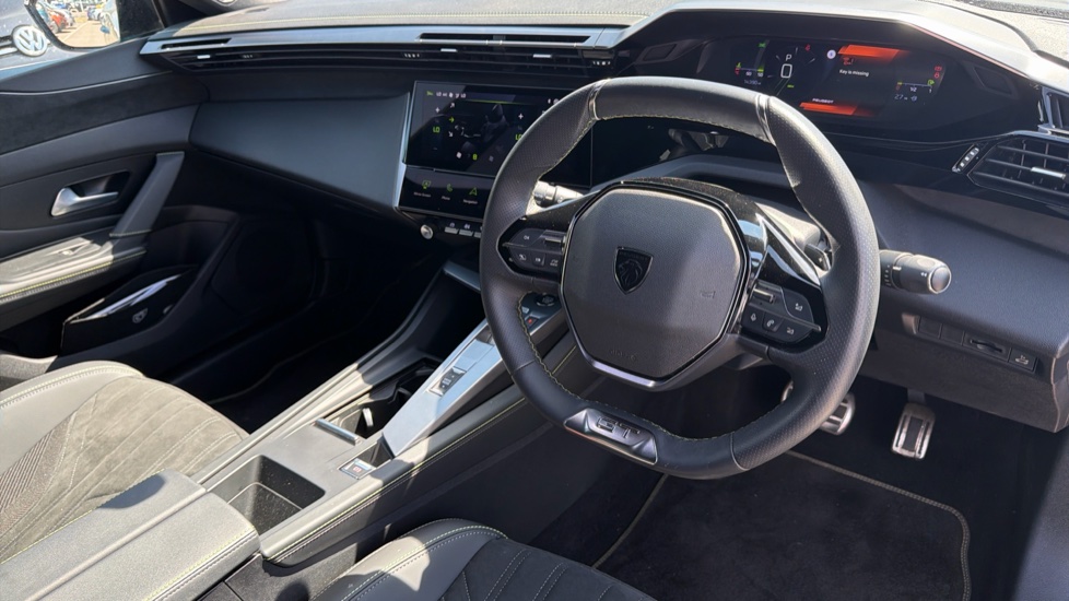 Peugeot 408 1.2 PureTech GT 5dr EAT8 Petrol Hatchback - Image 11