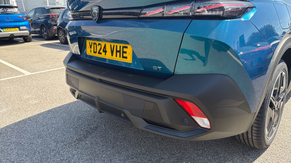 Peugeot 408 1.2 PureTech GT 5dr EAT8 Petrol Hatchback - Image 42