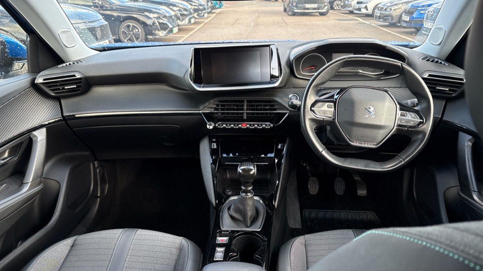 Peugeot 2008 1.2 PureTech Allure 5dr Petrol Estate - Image 10