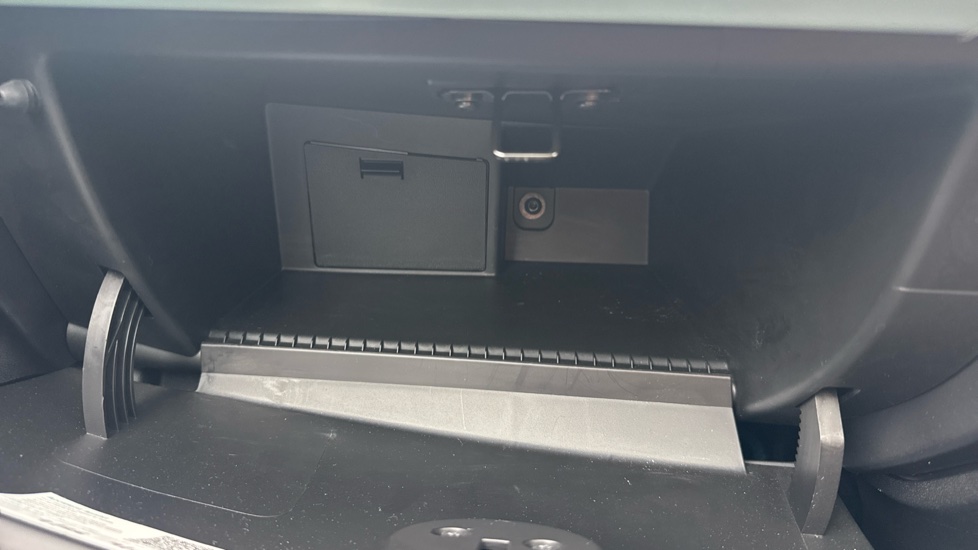 Fiat 500 1.0 Mild Hybrid 3dr Petrol Hatchback - Image 28