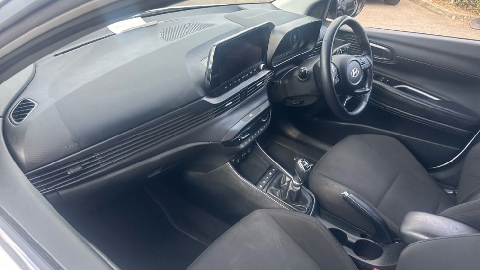 Hyundai i20 1.0T GDi Premium 5dr Petrol Hatchback - Image 9
