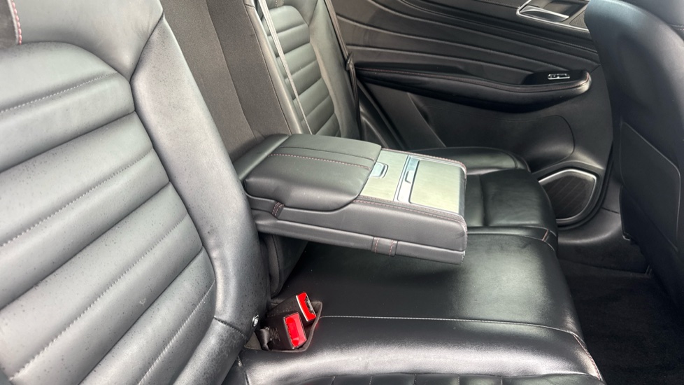 MG HS 1.5 T-GDI Trophy 5dr Petrol Hatchback - Image 36