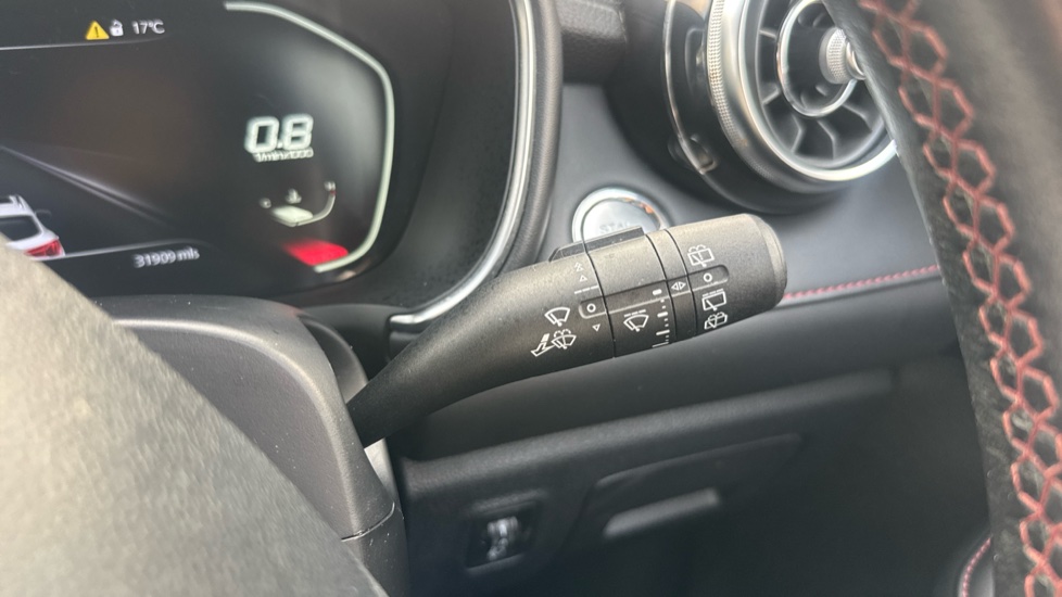 MG HS 1.5 T-GDI Trophy 5dr Petrol Hatchback - Image 23