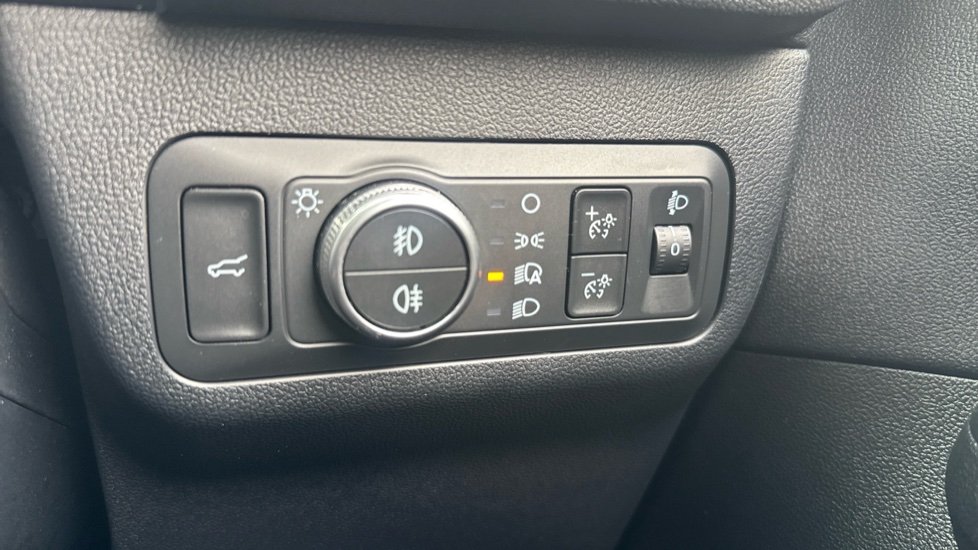 Ford Kuga 1.5 EcoBlue Titanium Edition 5dr Auto Diesel Estate - Image 30