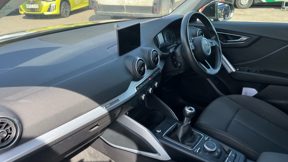 Audi Q2 35 TFSI Sport 5dr Petrol Estate - Image 13
