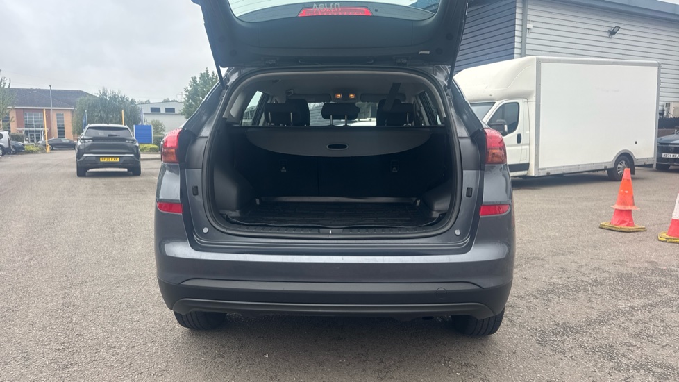Hyundai TUCSON 1.6 GDi S Connect 5dr 2WD Petrol Estate - Image 6