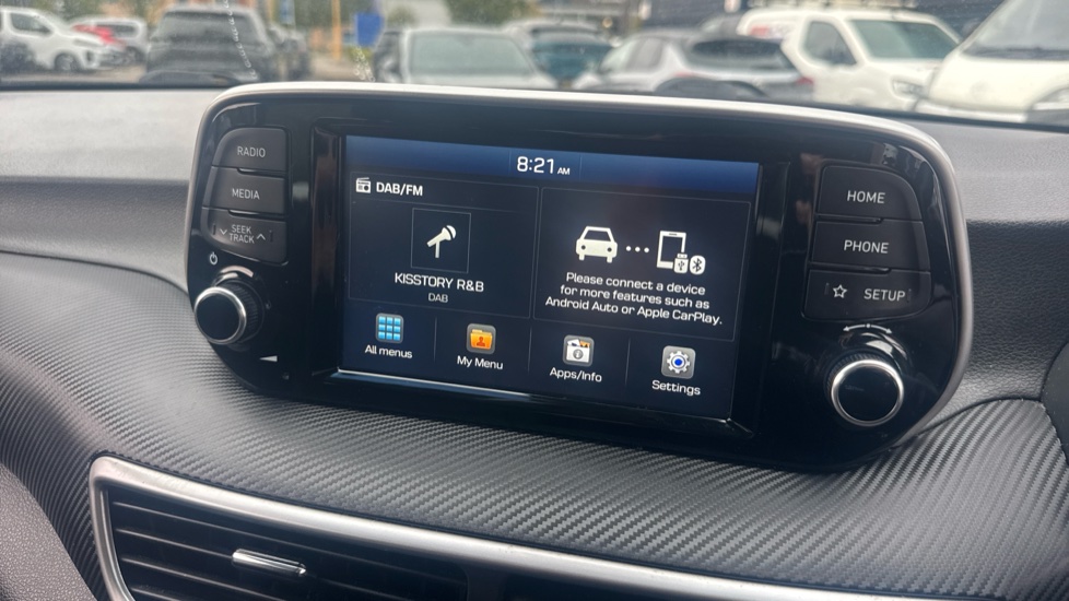Hyundai TUCSON 1.6 GDi S Connect 5dr 2WD Petrol Estate - Image 15