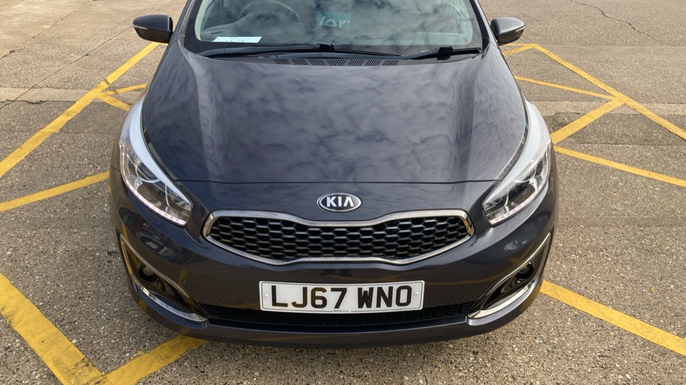 Kia Ceed 1.6 CRDi ISG 2 5dr DCT Diesel Hatchback - Image 11