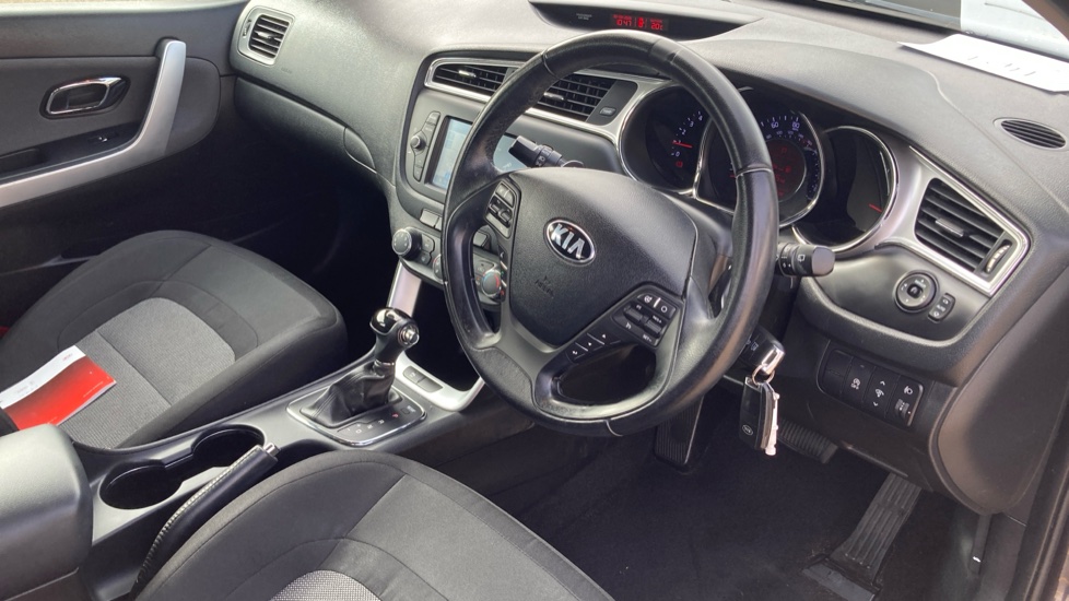 Kia Ceed 1.6 CRDi ISG 2 5dr DCT Diesel Hatchback - Image 14
