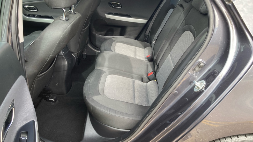 Kia Ceed 1.6 CRDi ISG 2 5dr DCT Diesel Hatchback - Image 23