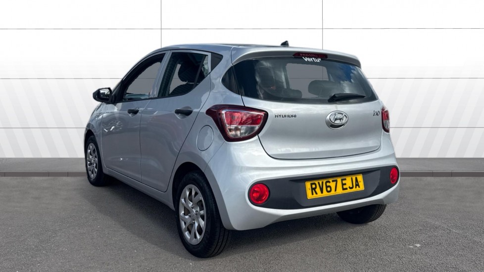 Hyundai i10 1.0 S 5dr Petrol Hatchback - Image 2