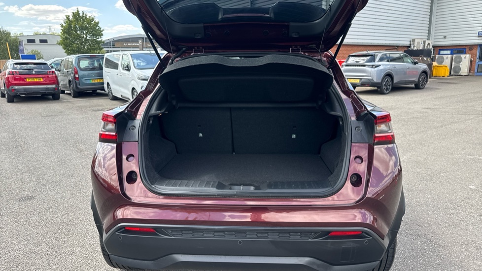Nissan Juke 1.6 Hybrid N-Connecta 5dr Auto Hybrid Hatchback - Image 6