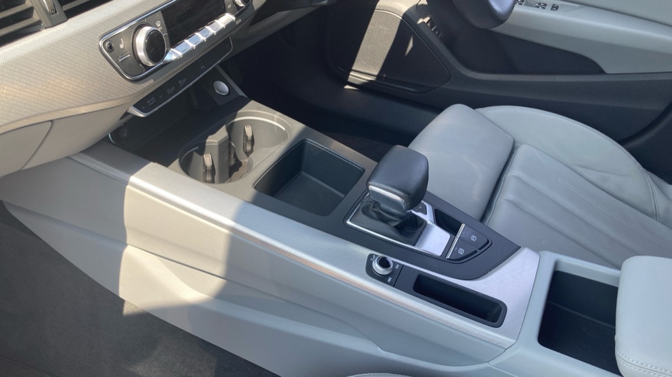 Audi A5 35 TFSI Sport 5dr S Tronic Petrol Hatchback - Image 25